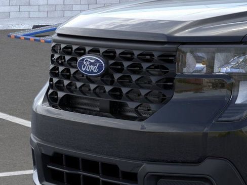 New 2025 Ford Maverick XLT w/ XLT Luxury Package image 18