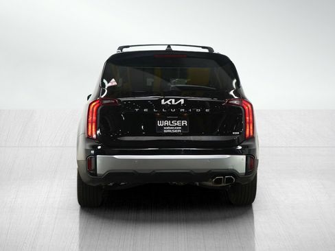 Used 2025 Kia Telluride S image 5