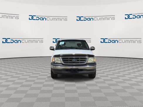 Used 2002 Ford F150 Lariat image 3