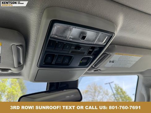 Used 2024 Toyota 4Runner SR5 Premium w/ Moonroof Package AWD/4WD image 29