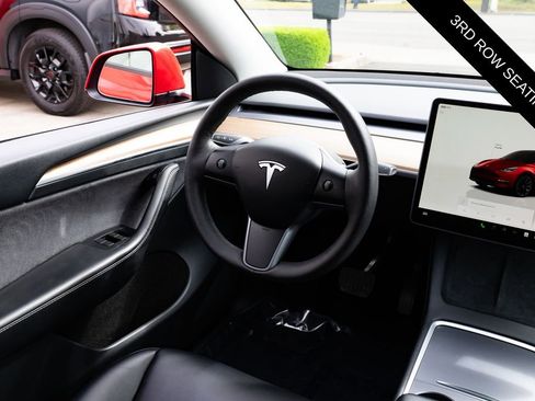 Used 2023 Tesla Model Y Long Range AWD/4WD image 9