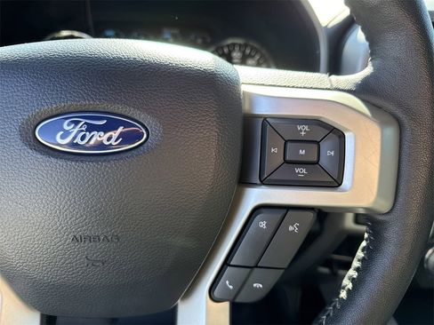 Used 2020 Ford F150 Lariat w/ Equipment Group 502A Luxury image 28