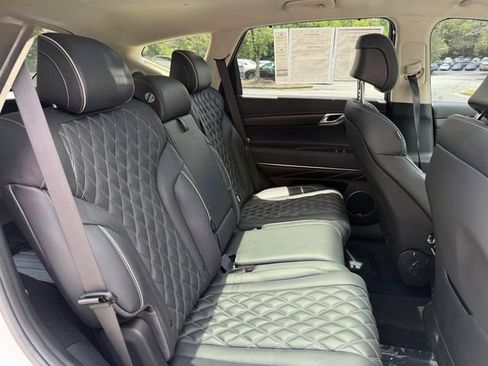Used 2023 Genesis GV80 3.5T AWD/4WD image 33