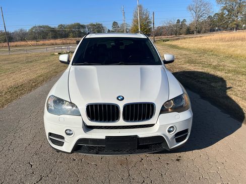Used 2011 BMW X5 xDrive35i image 5
