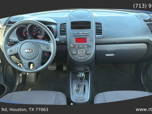Used 2013 Kia Soul FWD image 33