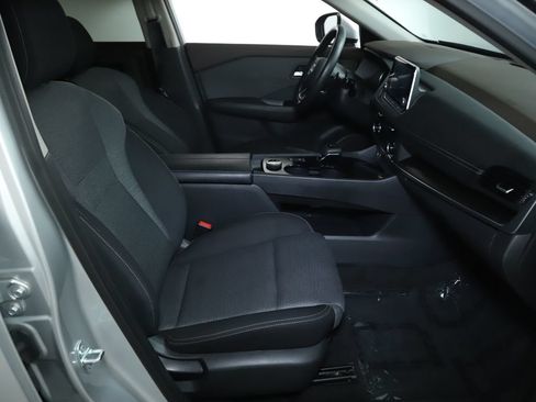 Used 2023 Nissan Rogue SV AWD/4WD image 34