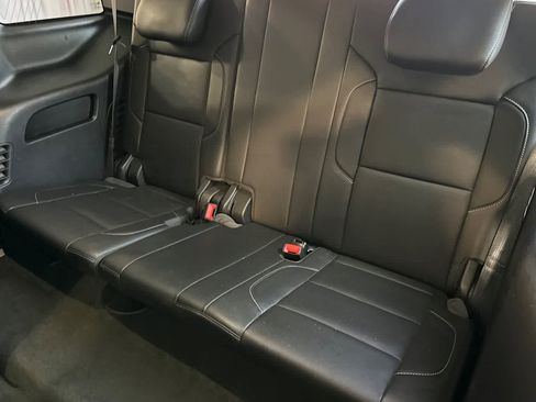 Used 2018 Chevrolet Tahoe Premier RWD image 16