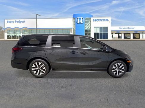 New 2026 Honda Odyssey EX-L image 7