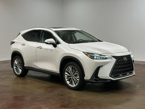 Used 2025 Lexus NX 350 AWD w/ Accessory Package (2T) image 23