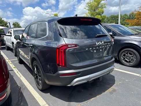Used 2022 Kia Telluride SX w/ Towing Package FWD image 2