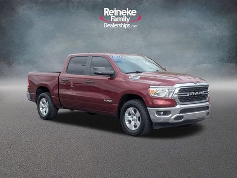 Used 2024 RAM 1500 Big Horn AWD/4WD image 3