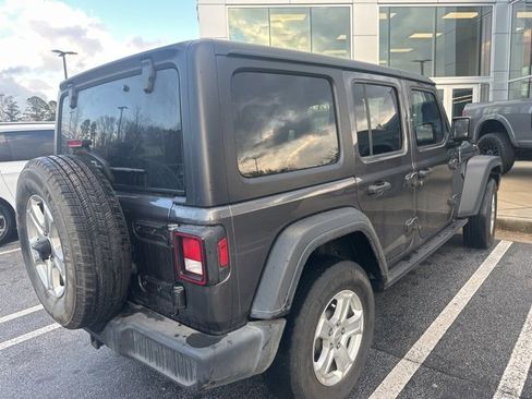 Certified 2022 Jeep Wrangler Unlimited Sport image 4