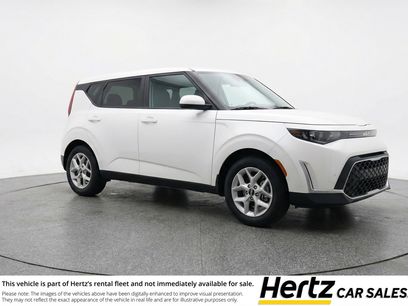 Used 2025 Kia Soul LX w/ LX Technology Package