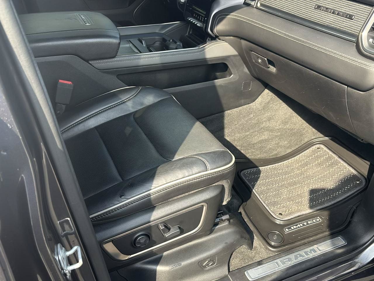 Used 2020 RAM 1500 Limited AWD/4WD image 18