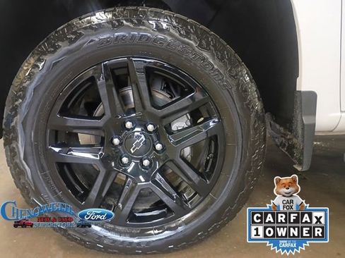 Used 2023 Chevrolet Silverado 1500 Custom Trail Boss w/ Realtree Special Edition image 13