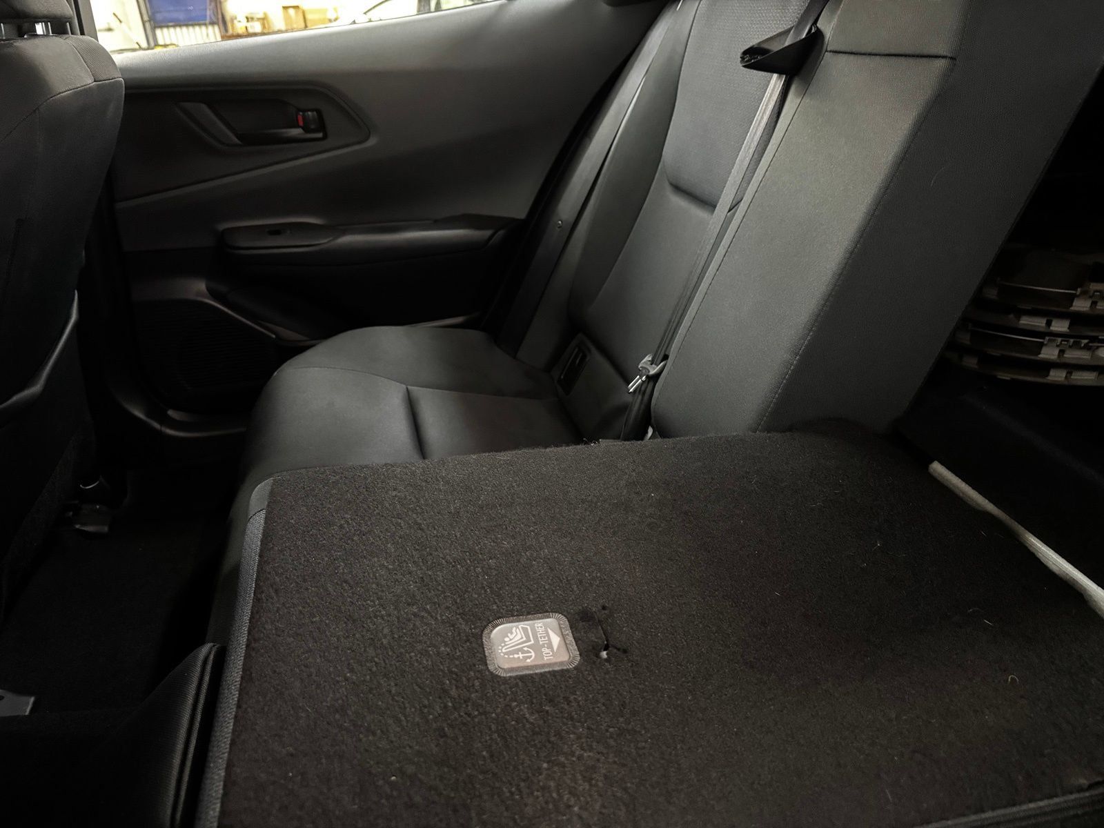 Used 2024 Toyota Prius LE FWD image 29