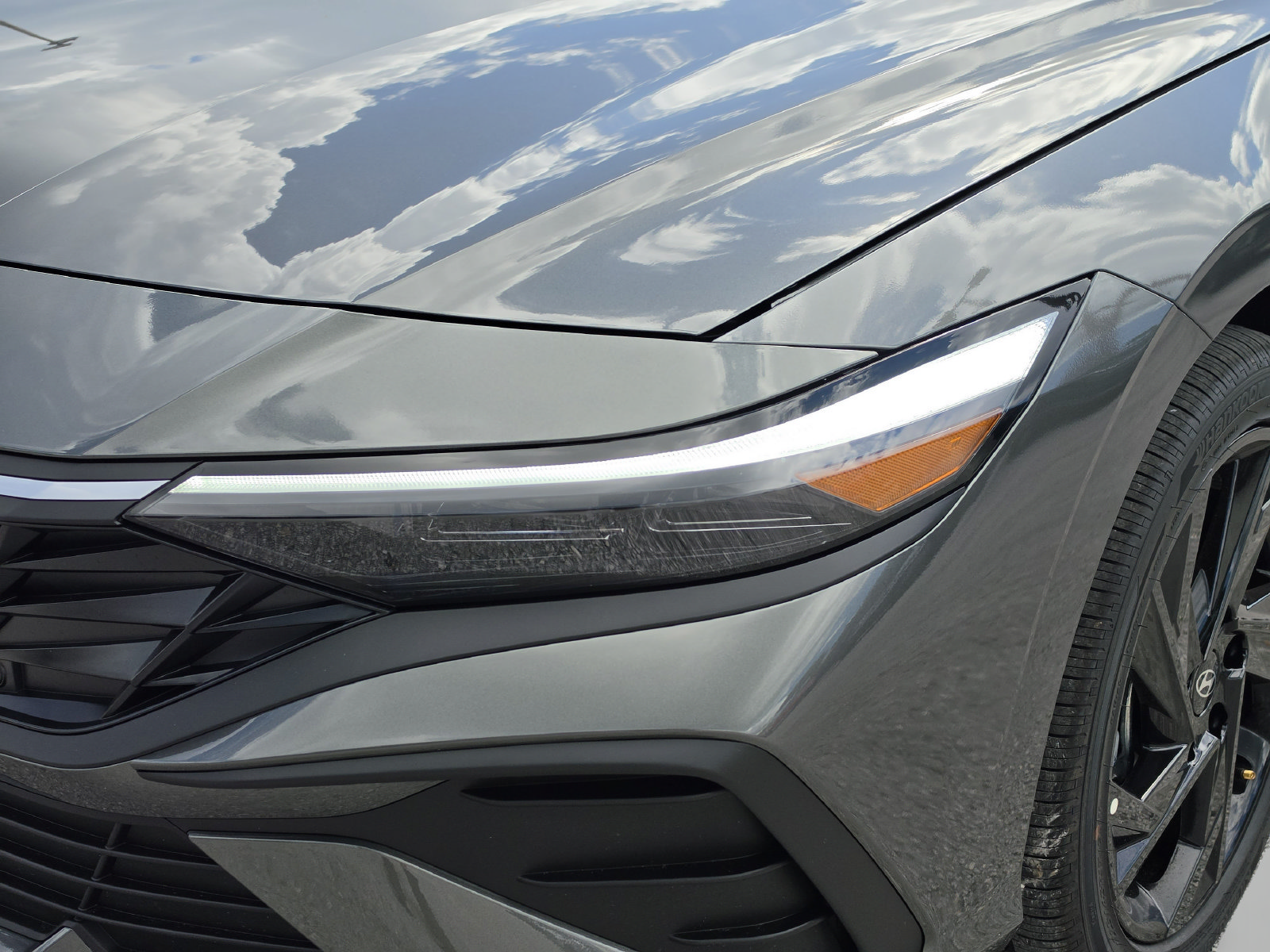 New 2026 Hyundai Elantra SEL Sport FWD image 13