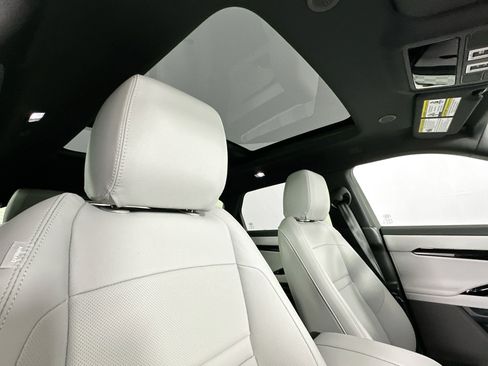 Used 2026 Land Rover Range Rover Evoque S AWD/4WD image 19