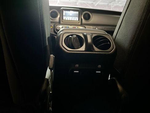Used 2023 Jeep Wrangler Unlimited Sport AWD/4WD image 23