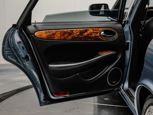 Used 2003 Jaguar XJ8 Fully Serviced image 83