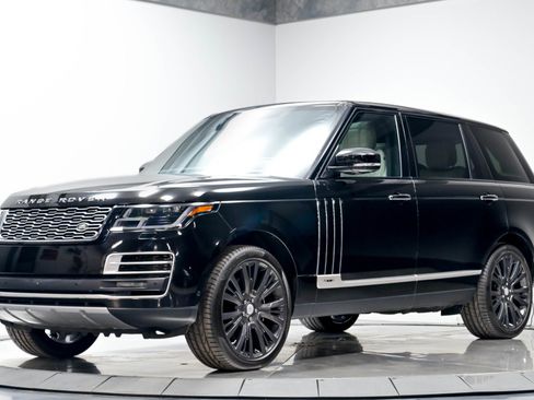 Used 2022 Land Rover Range Rover SV Autobiography Dynamic AWD/4WD image 2