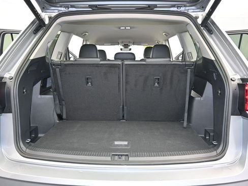 Used 2024 Volkswagen Atlas SE image 10