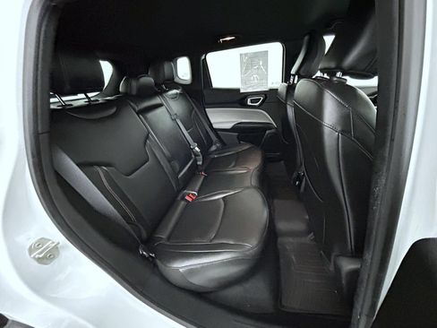 Certified 2024 Jeep Compass Limited AWD/4WD image 18