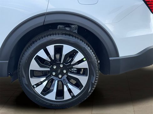 New 2026 Ford Explorer Platinum w/ LUX Leather Package image 41