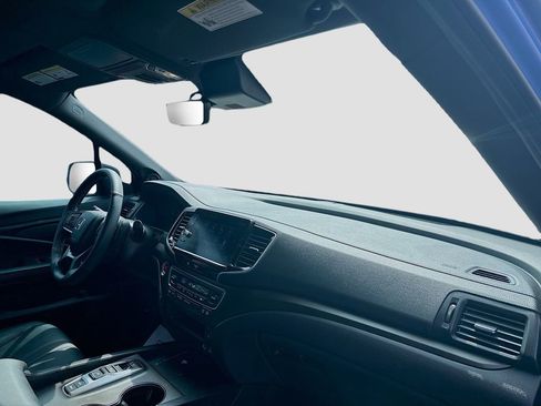 Used 2025 Honda Ridgeline TrailSport+ image 25