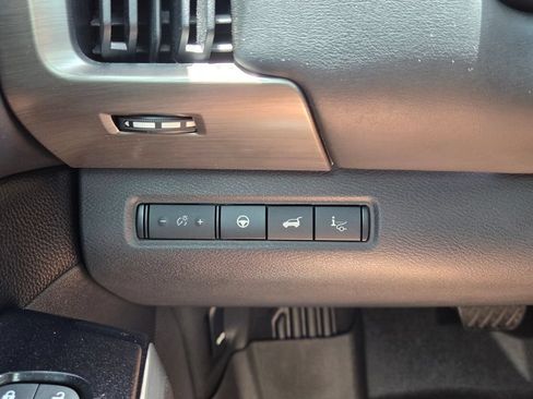 Used 2022 Nissan Pathfinder Platinum w/ Cargo Package AWD/4WD image 24