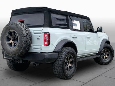 Used 2022 Ford Bronco Outer Banks AWD/4WD image 13