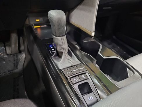 Certified 2025 Toyota Camry LE image 15