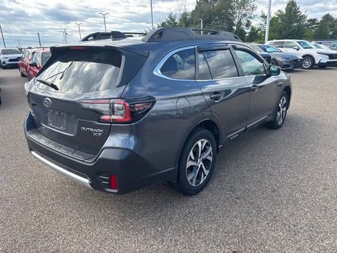 Used 2021 Subaru Outback Limited XT w/ Popular Package #2 AWD/4WD image 3