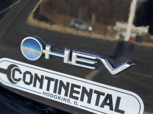 Used 2026 Toyota Camry LE image 9