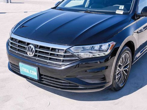 Used 2021 Volkswagen Jetta SE FWD image 11
