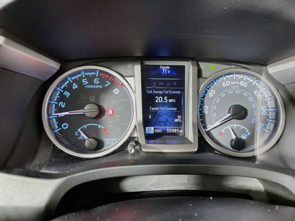 Used 2021 Toyota Tacoma SR5 RWD image 18