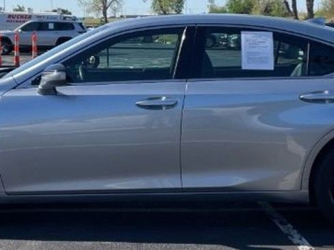 Used 2023 Lexus ES 300h F Sport FWD image 4