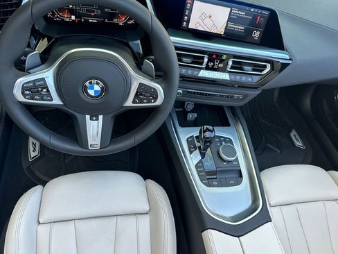 New 2026 BMW Z4 sDrive30i w/ Premium Package RWD image 12