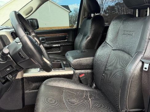 Used 2015 RAM 1500 Laramie w/ Convenience Group image 20