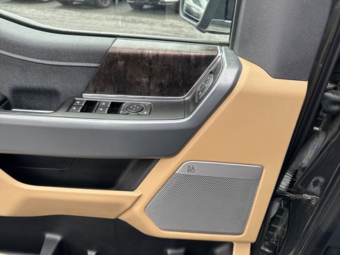 Used 2021 Ford F150 Lariat image 16