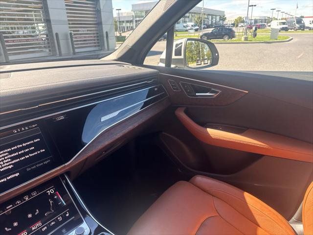Certified 2025 Audi Q7 3.0T Prestige AWD/4WD image 46