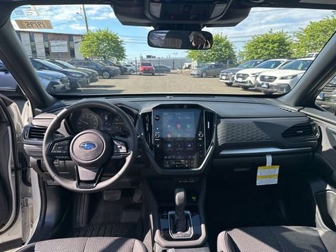 Certified 2025 Subaru Forester Premium AWD/4WD image 12