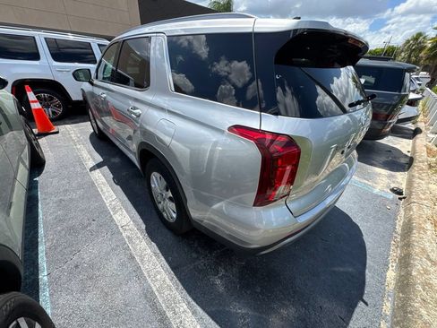 Used 2025 Hyundai Palisade SEL FWD image 23