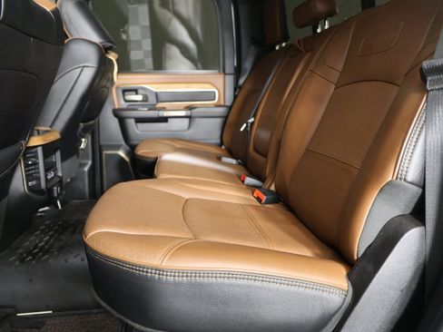 Used 2024 RAM 3500 Limited w/ Towing Technology Group image 5