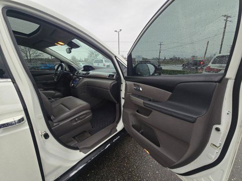 Used 2017 Honda Odyssey EX-L image 10