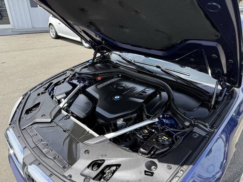 Used 2018 BMW 530i xDrive AWD/4WD image 23