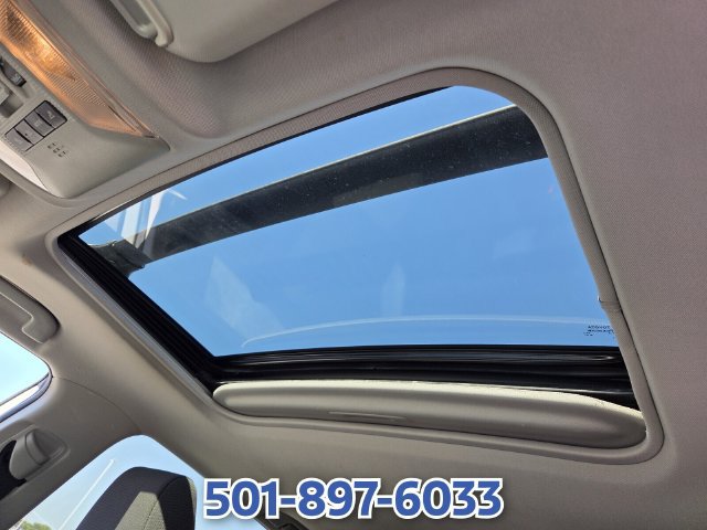 Used 2020 Toyota RAV4 XLE w/ Convenience Package AWD/4WD image 17