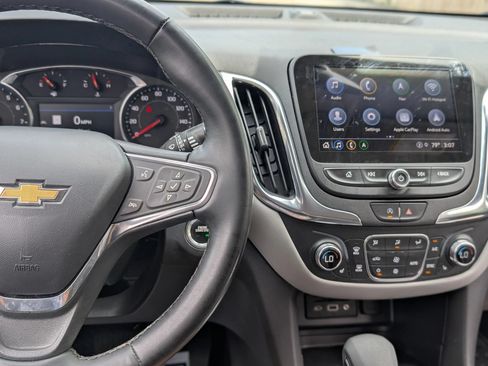 Used 2023 Chevrolet Equinox LT FWD image 26