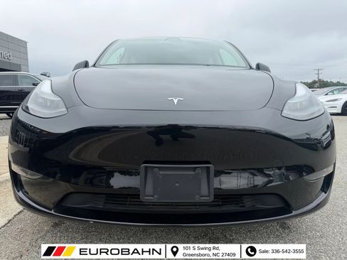 Used 2023 Tesla Model Y Performance AWD/4WD image 24