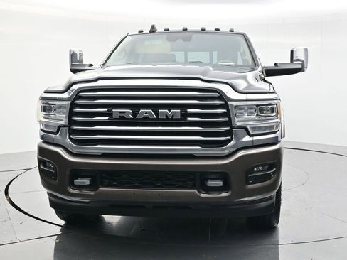 Used 2022 RAM 3500 Limited AWD/4WD image 2